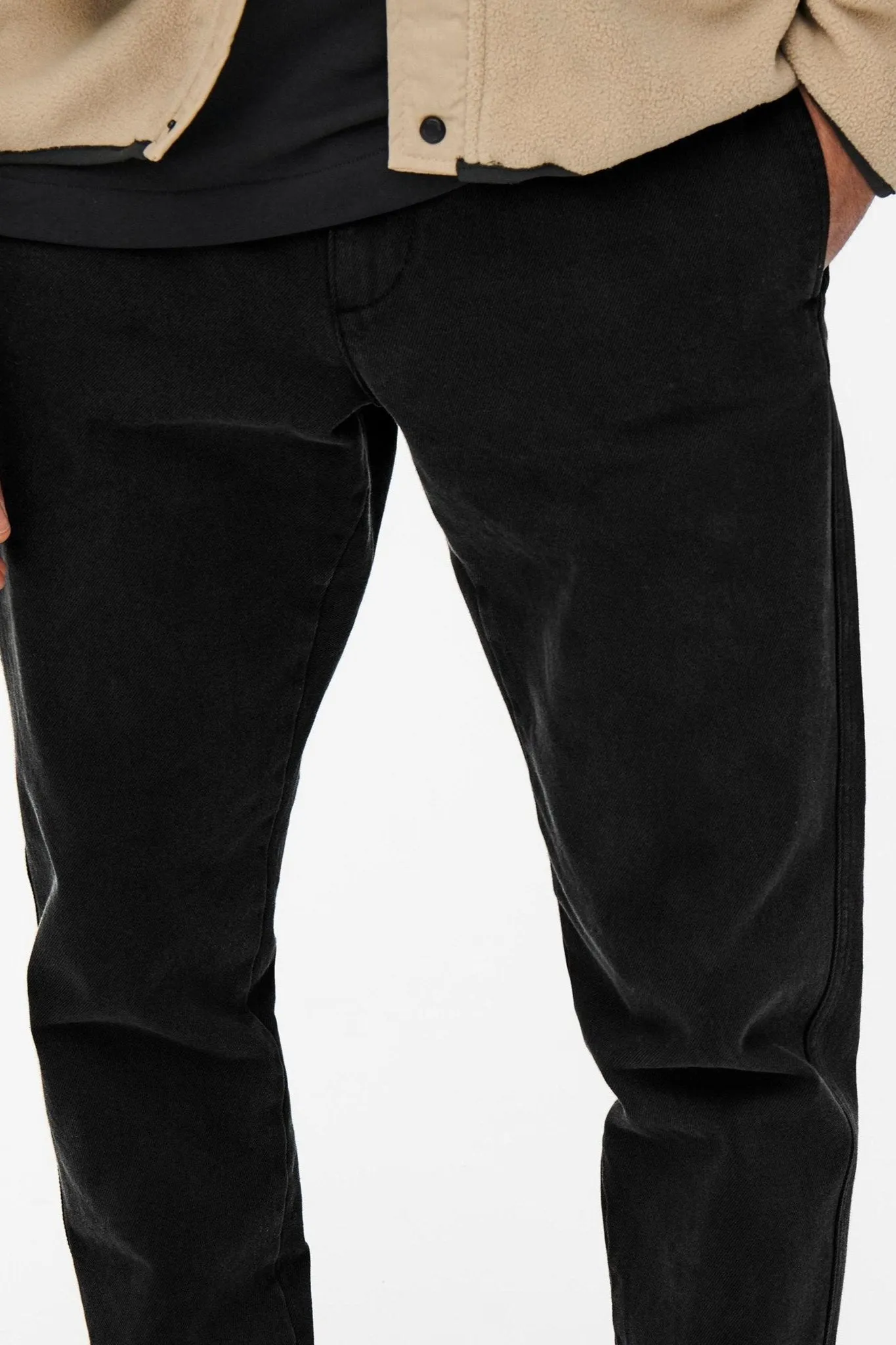 Avi Beam Chino Twill Trousers - Black