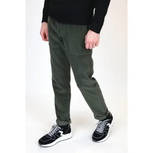 Chino 745 vert militaire