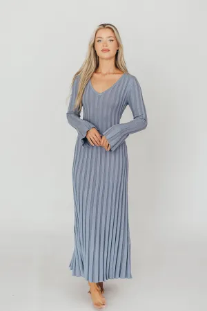 Hadley Long Sleeve V-Neck Knit Maxi Dress in Dusty Blue