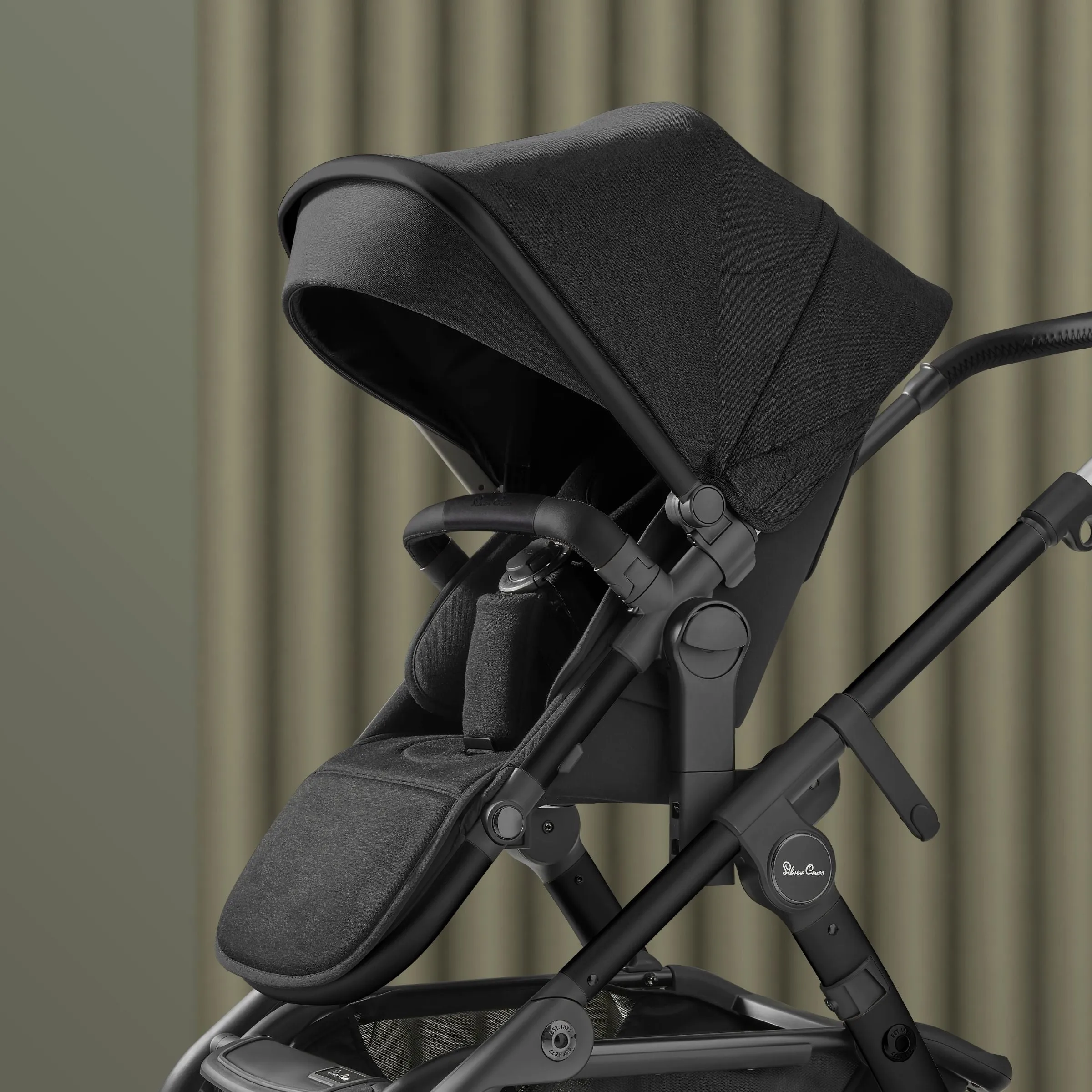 Silver Cross Wave Stroller with Sustainable Fabrics